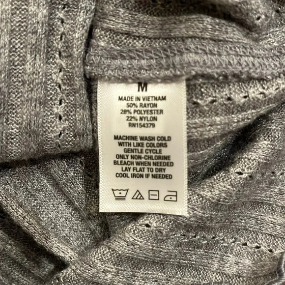 Aeropostale The OG Tee Collection Shrunken Tee in Gray Size M - Picture 6 of 6